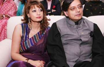 sunanda surrenders sweat equity in kochi ipl team