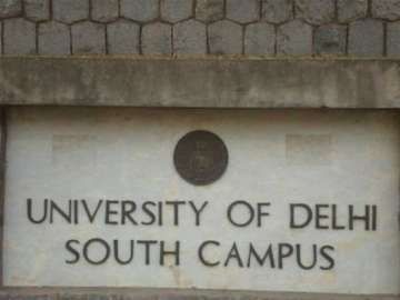 revealed gang charged rs 5 to 10 lakh for guaranteed admission in delhi university