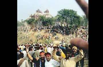 ayodhya verdict centre to send 5000 troopers to up