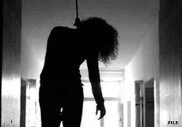 love jihad hindu girl commits suicide after conversion