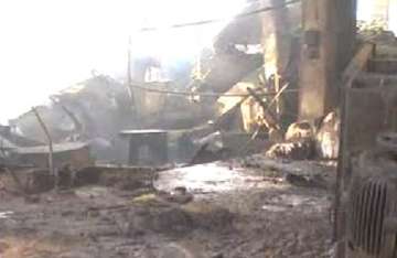 one killed in blast in chemical factory