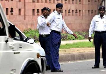 around 100 vehicles impounded in delhi after ngt ban on old diesel cars