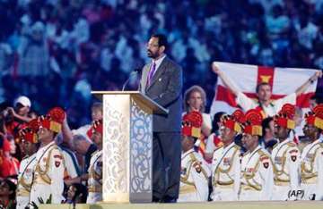 kalmadi gets both cheers and jeers during closing speech