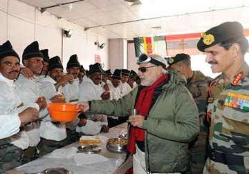 modi meets soldiers at siachen glacier on the occasion of diwali