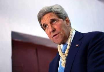john kerry s car involved in minor accident