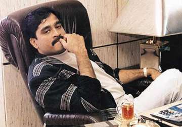 india asks pakistan to hand over dawood
