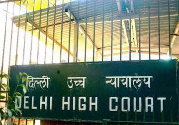 remove illegal banners from delhi residences says hc