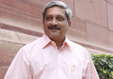 parrikar justifies sacking says younger man must lead drdo