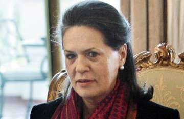 bar criminals from fighting polls sonia gandhi