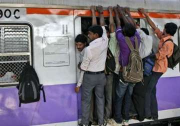 deaths due to fall from overcrowded local trains go up in mumbai rti