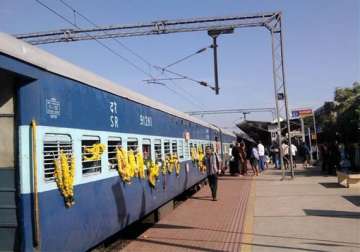 scr to run 132 sabarimala special trains from today