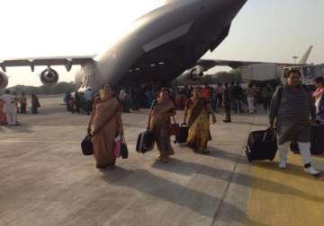 iaf c 17 aircraft with 237 indians from earthquake hit nepal arrives in delhi