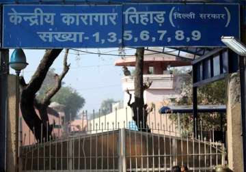 tihar superintendent suspended in jailbreak case