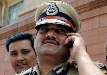 m.k. meena shunts out acb sho considered close to aap govt