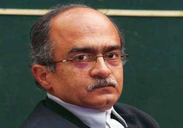 kejriwal wanted to form government with congress bhushan