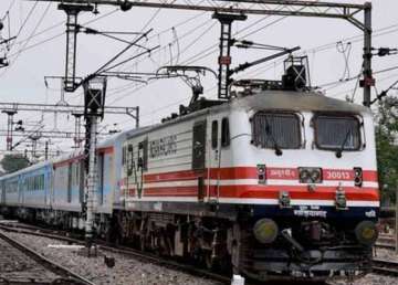 first high speed train on delhi agra section in november