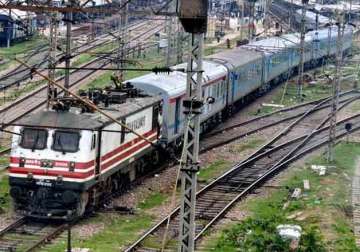 special mumbai nagpur mumbai train on feb 19