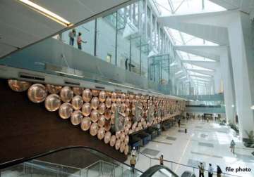 delhi airport bags golden peacock national quality award