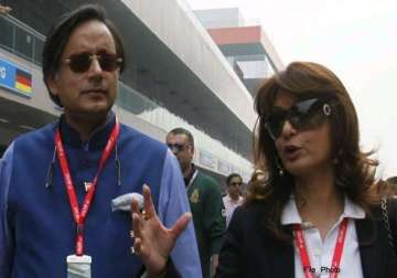sunanda raised ipl kochi row with journo a day before her death