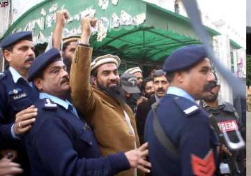 lakhvi will not give voice sample says his pak lawyer
