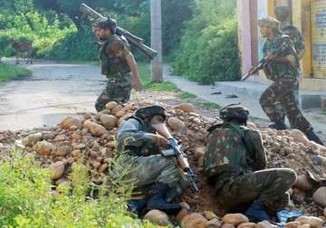 army foils infiltration bid in kupwara militant killed