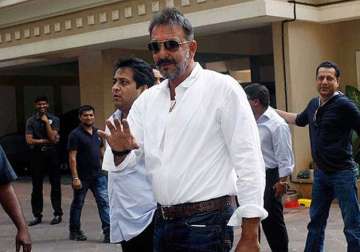 activist writes to cm devendra fadnavis opposing early release for sanjay dutt