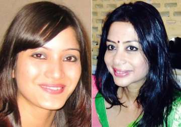 sheena bora murder indrani put make up on daughter s face after killing her