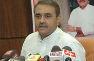 no job wage cuts in air india praful patel