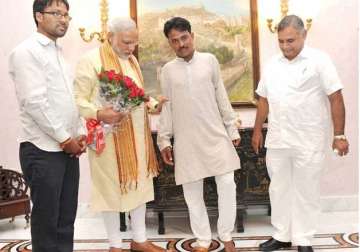 meet balwant kumawat the man who swore not to wear chappal until modi becomes pm