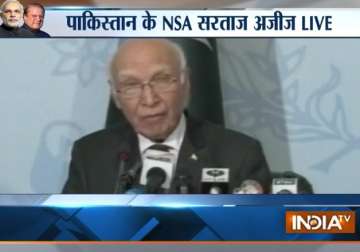 pakistan puts ball in india s court 10 points from sartaz aziz s press meet