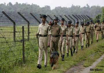 bsf beefs up security along india bangla border ig