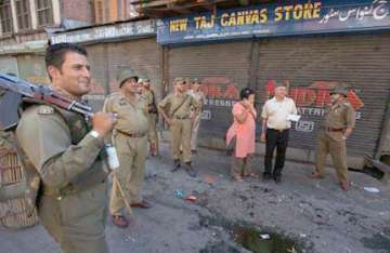 four injured in shopian curfew clamped in srinagar