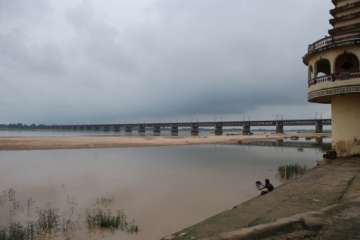 bihar government issues alert on sone river