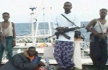 somali pirates release british ship with 6 indians on board