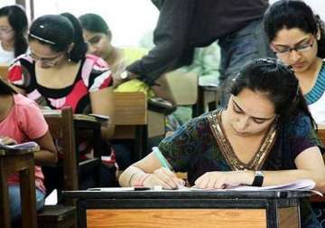 committee recommends major changes in iit entrance examination