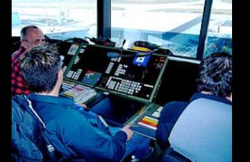 mumbai air traffic control goes blind for 21 minutes