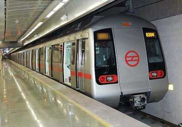delhi govt to extend rs 1 546 cr interest free loan to dmrc