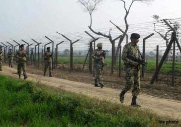 pakistan resorts to firing along ib in jammu