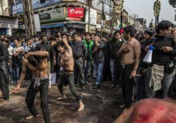 restrictions imposed to disallow muharram procession in srinagar