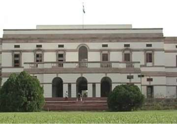 centre accepts mahesh rangarajan s resignation as nehru memorial museum director