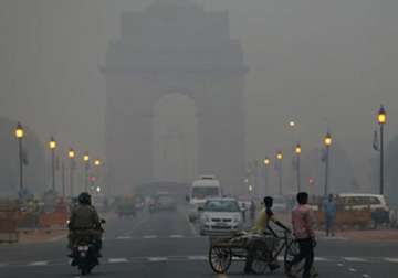 delhi s air quality to be relatively better till new year