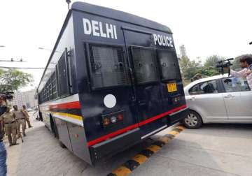 delhi police to launch app to register auto theft report online