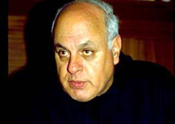 farooq abdullah supports modi