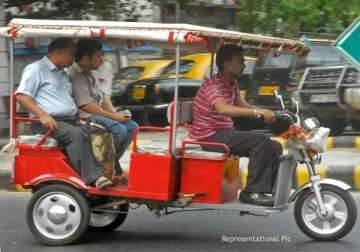 e rickshaws to ply kolkata streets soon