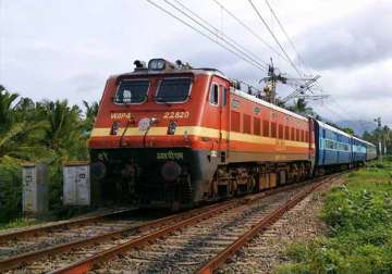 indian railways starts sms alert service for cancelled trains