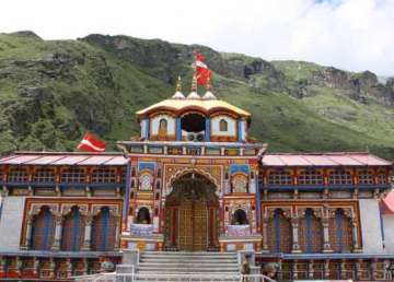 char dham yatra concludes as badrinath temple doors closed