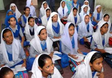 rajasthan government transfers 40 urdu teachers to teach sanskrit