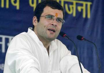 rahul attacks sena mns for tirade against north indians