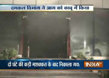 fire breaks out at maruti showroom in noida sector 10