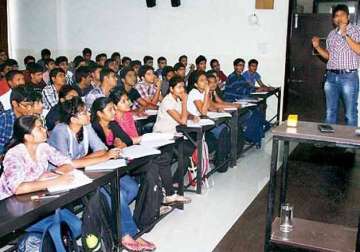 coaching institutes in kota demand junior college status